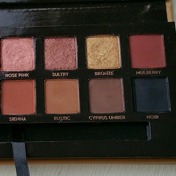 Anastasia Soft Glam Eyeshadow Palette - Picture 8 of 8